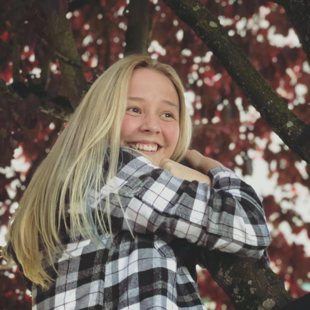 Meet your Posher, Kelsi